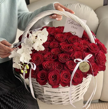 將圖片載入圖庫檢視器 Handheld Rose Flowering Basket
