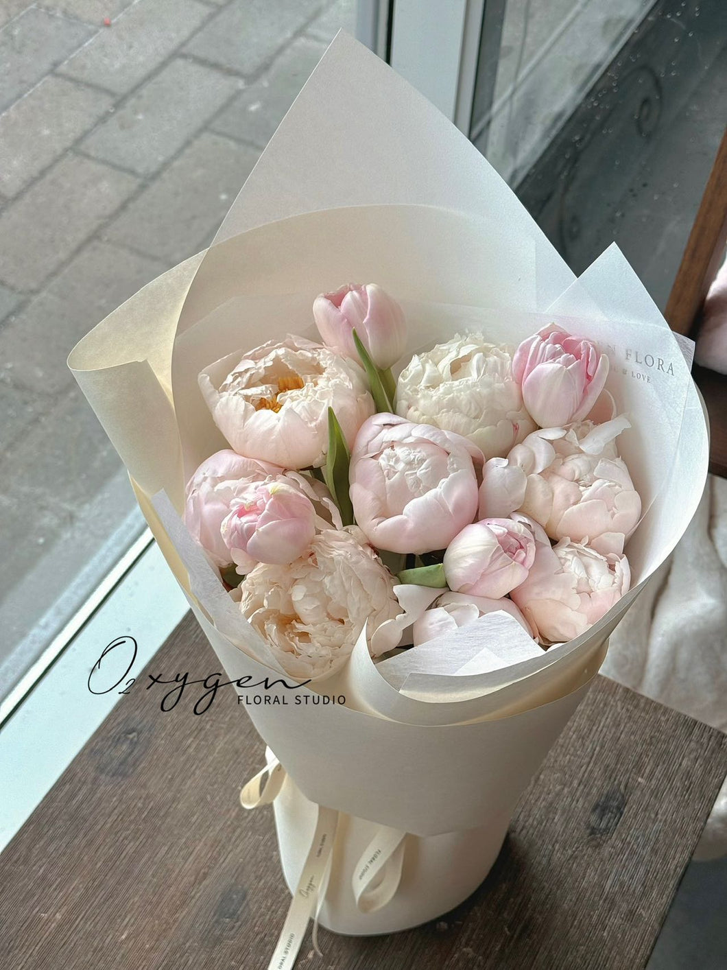 M03. Peonies Love