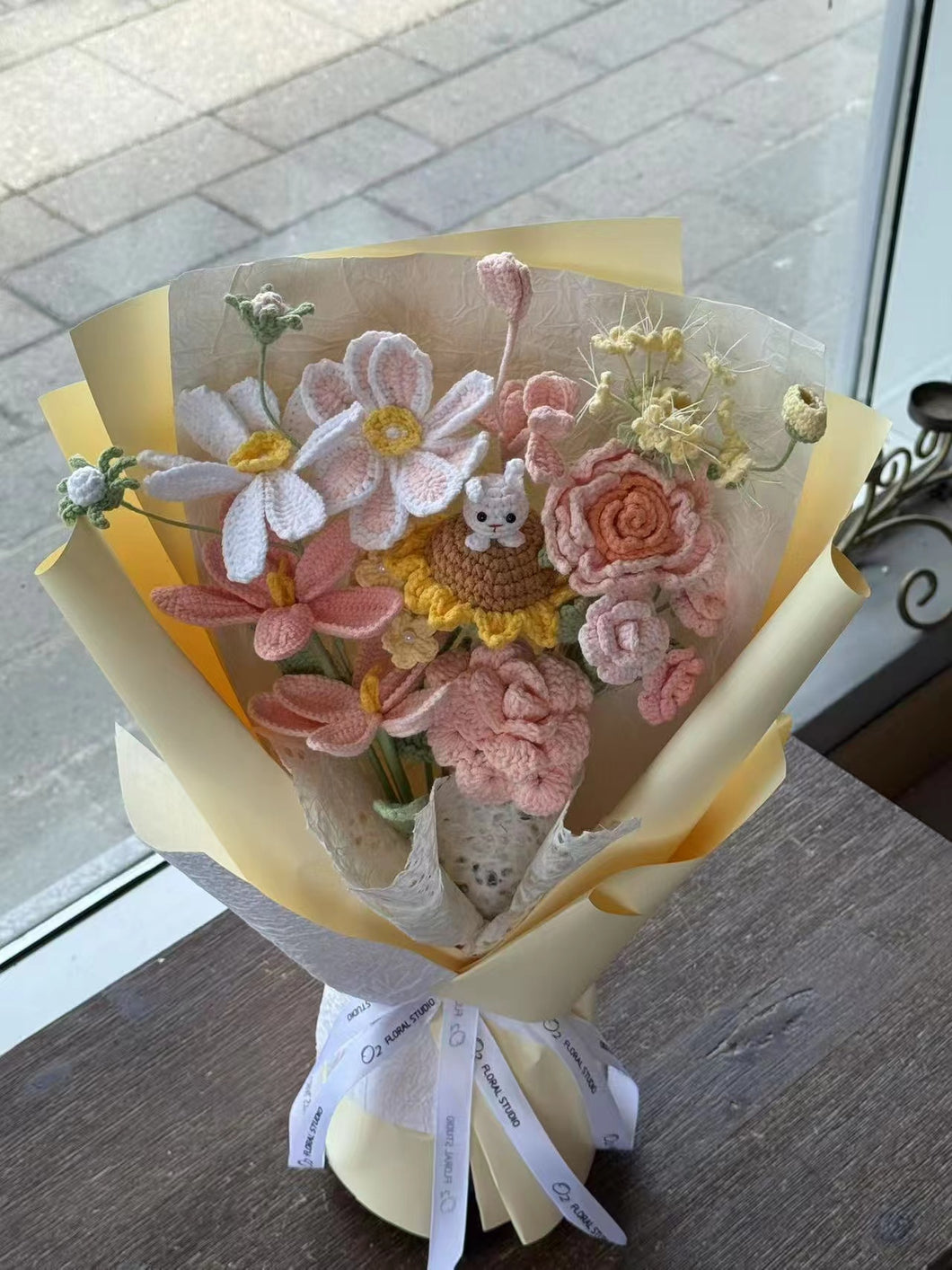 KT04. Sweet Bunny Mix Bouquet